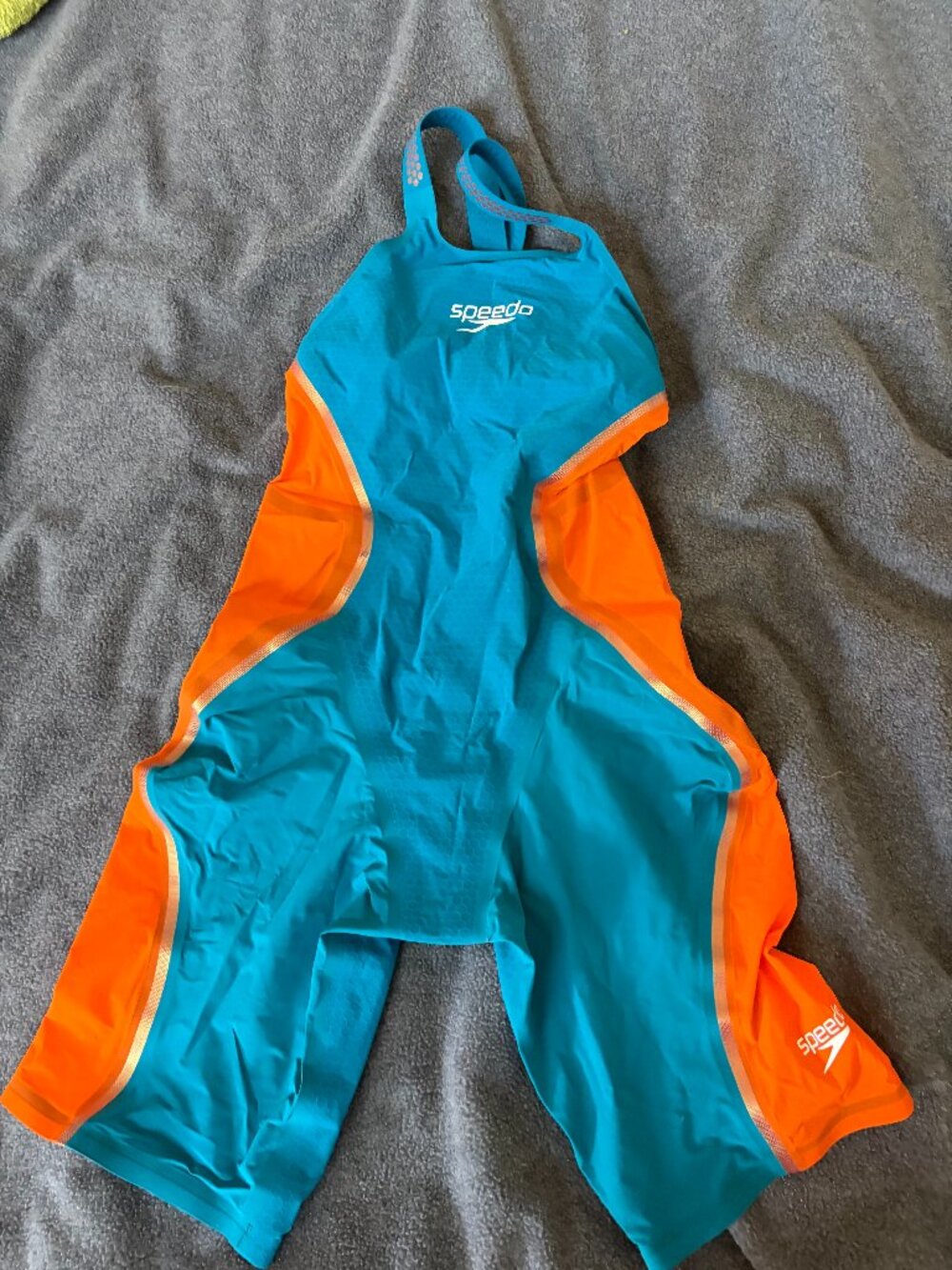 Speedo Fastskin LZR Pure Valor Kneeskin Sz 28 NWOT Closed Back Tech Suit